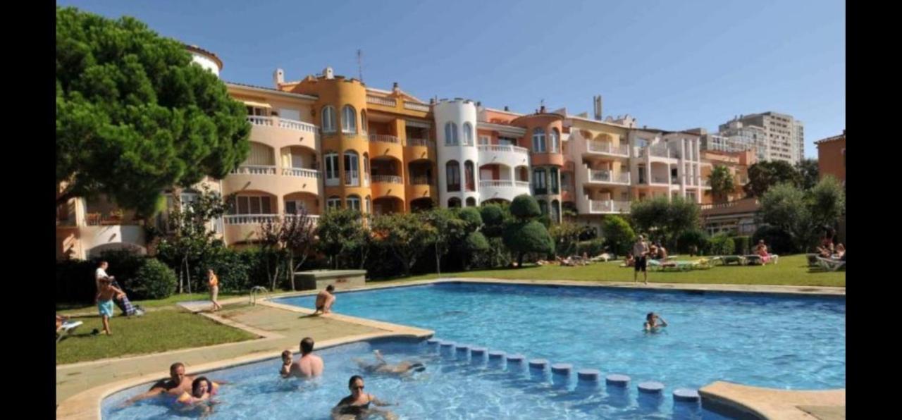 Apartamento El Olivo Empuriabrava Dış mekan fotoğraf